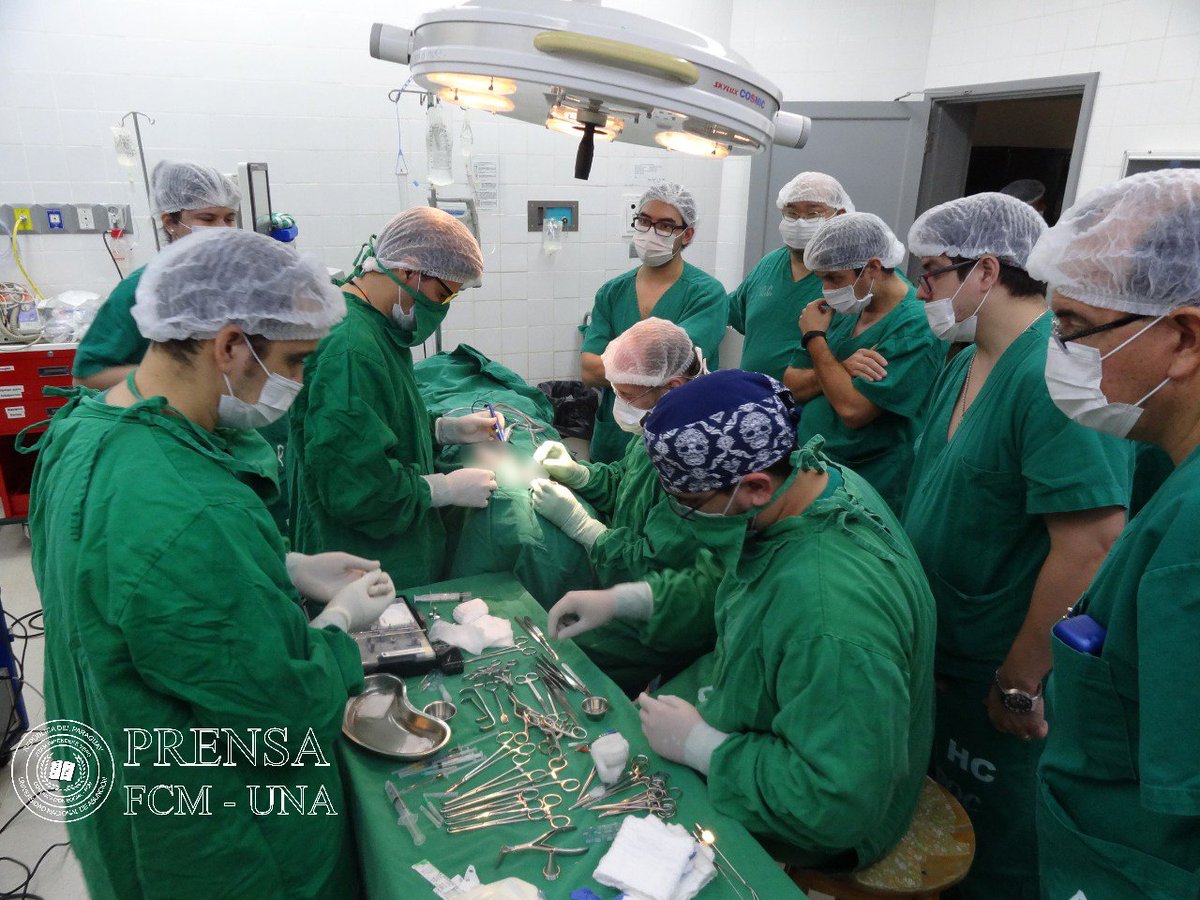 MedicinaUNA's tweet photo. En Clínicas realizaron primer implante osteointegrado bilateral. Niña de 9 años, con síndrome de Treacher Collins es beneficiada con tratamiento de primer nivel. https://t.co/HWIKKt3Dst