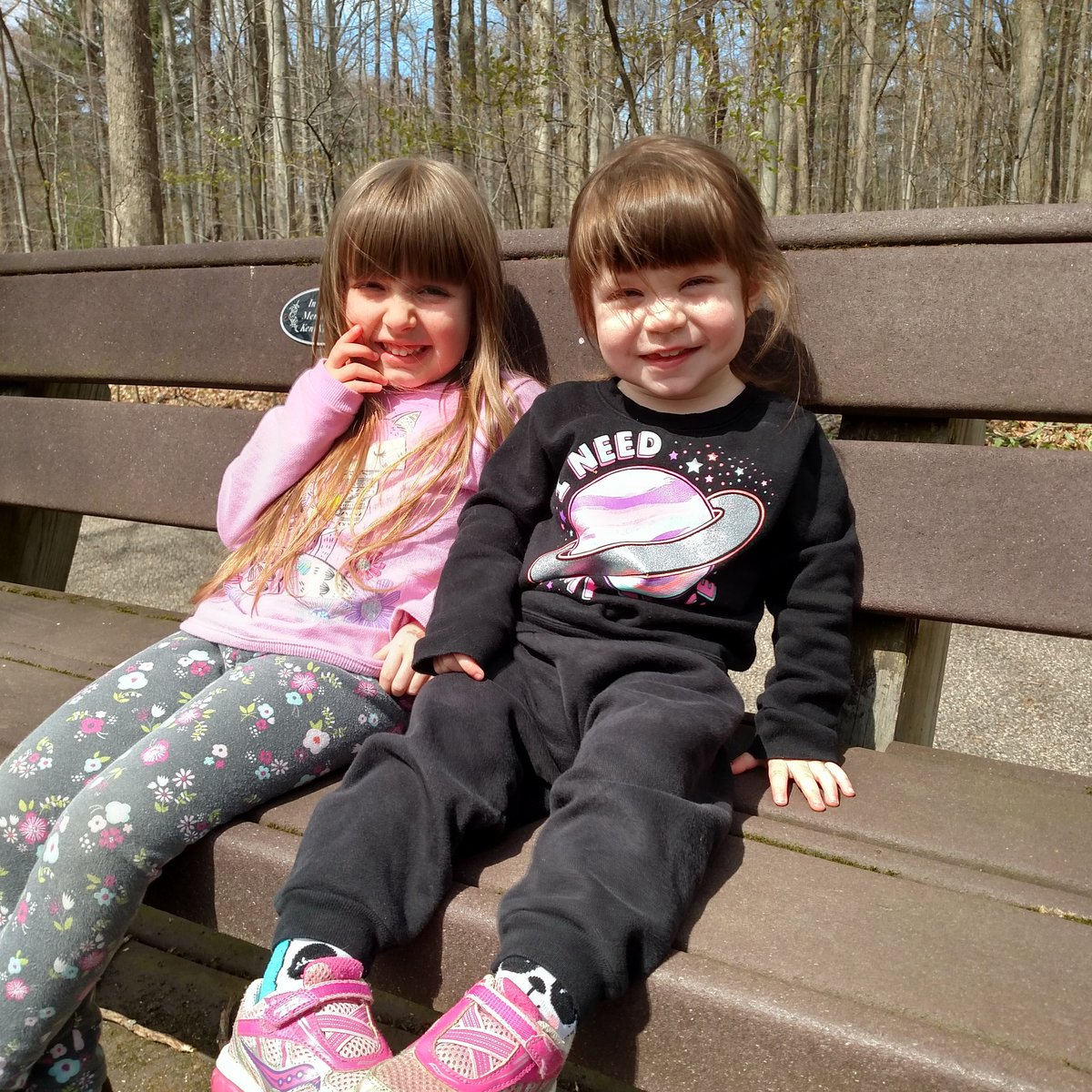 My girls and I went hike this past weekend. #mygirls #exploringlocalparks #geaugaparkdistrict #westwoods