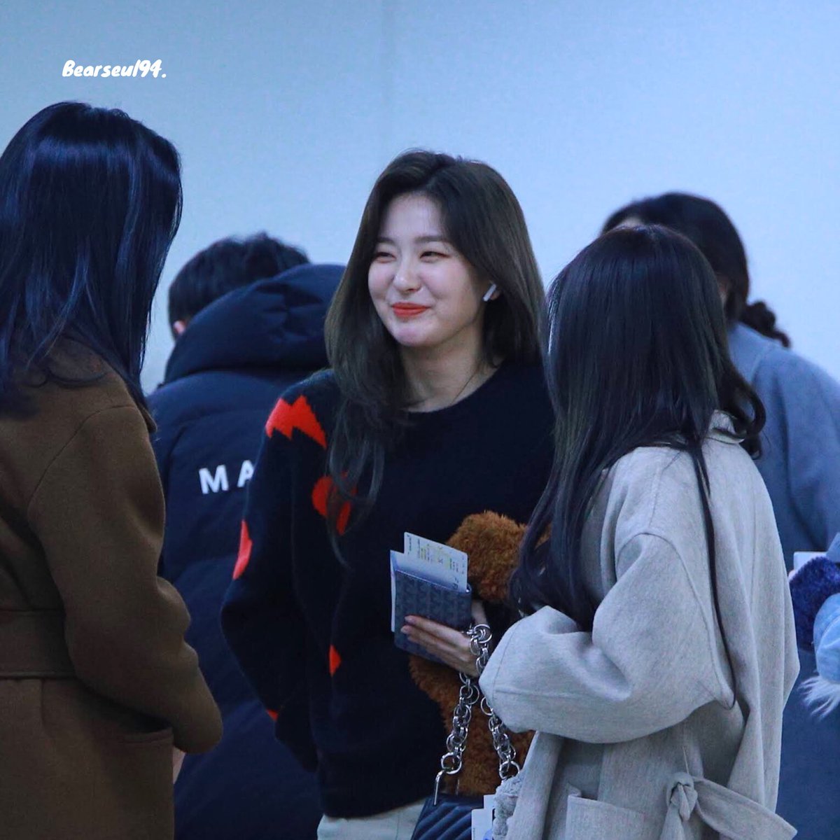 bearseul9481's tweet photo. 190111 Seulgi☺️🐻 #redvelvet #Seulgi #레드벨뱃 #슬기 https://t.co/y9jLMkln48
