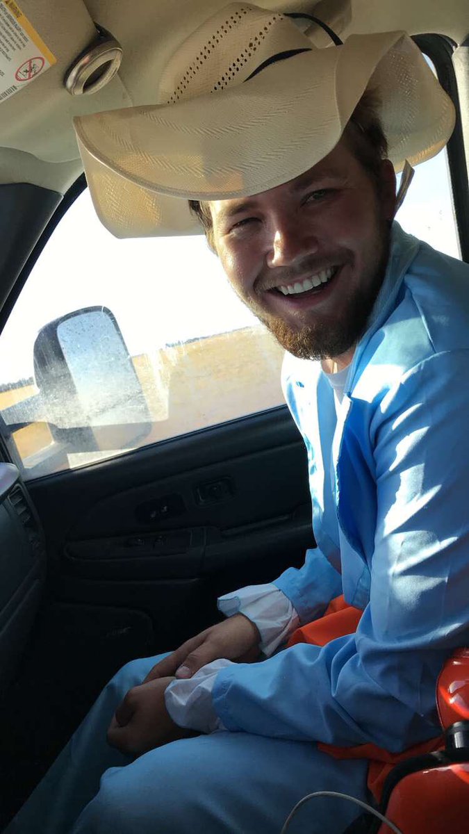 NOkief's tweet photo. Happy birthday to this cowboy! 🍻 @trittyeklund https://t.co/B8OzqPikqT