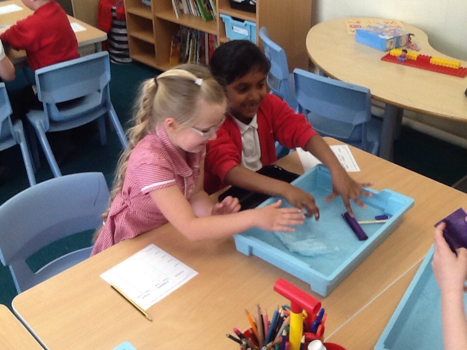 Jon30010350Jon's tweet photo. Exciting science testing the properties of materials before we start designing our own boats in DT. @St_Marys_First https://t.co/7F9Ulh4ycJ