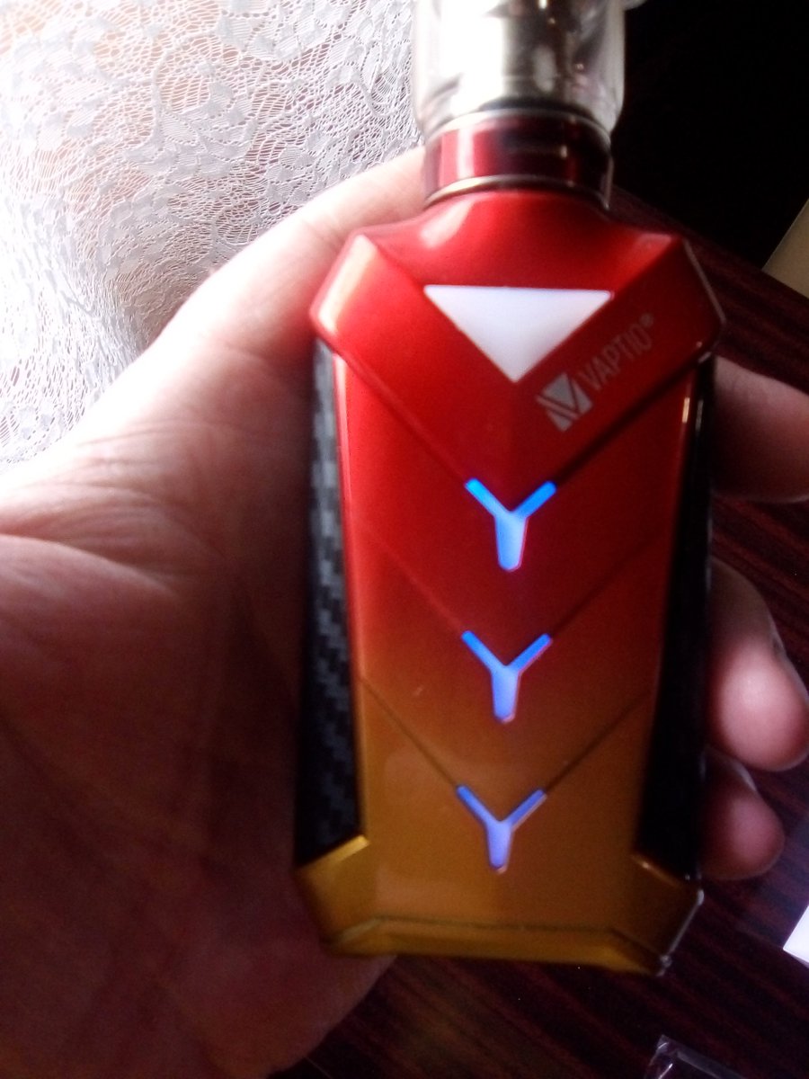 KrunoCrazy's tweet photo. Massive massive shutout and thanks to @VaptioOfficial . Got today prizes from Vaptio's Photo contest . Love them 😍😍😍😍 https://t.co/jhYjcidbIo