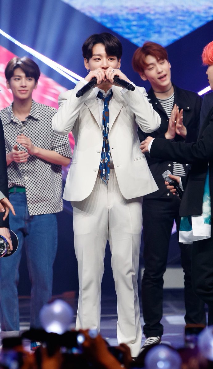 Pose klo ayah lagi rakus anu mu bun @IZW0N