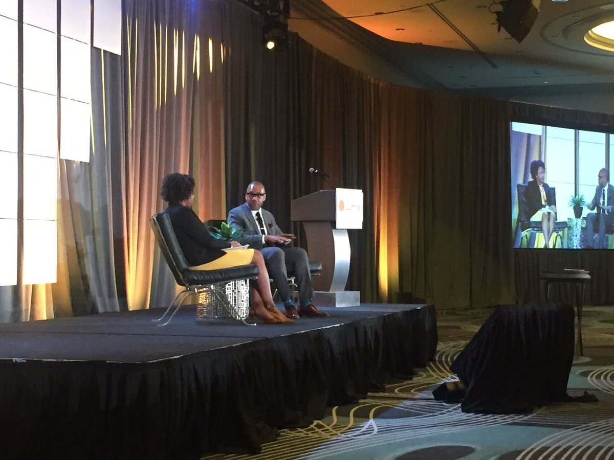 dakotapawlicki's tweet photo. @DanetteHoward16 is #InterviewGoals with @andreperryedu. Taking furious notes about the content discussed and art of conversation on masterful display.  #talentliveshere https://t.co/NCx8acVsiV
