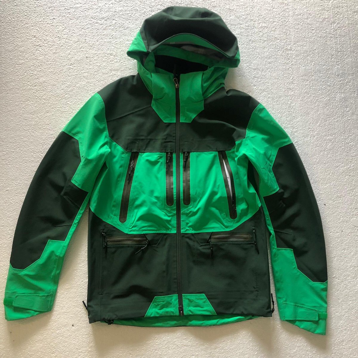 7lSystem's tweet photo. 7L TREK System available September 2019! Premium Performance Menswear.
#technicalfabrics #streetwearfashion #treksystem #performancewear #streetwear #technical #techwear #fashion #mountaineering #fitnessmotivation #mountain #mountains #mountainbiking #trekking #lifestyle https://t.co/IpxU1SQomC