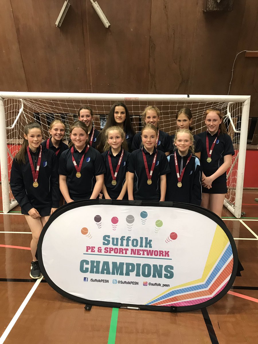 A huge welldone to our U13 Handball team for being crowned county champions today. They progress to regional finals! Brilliant Handball played by all and a great event!