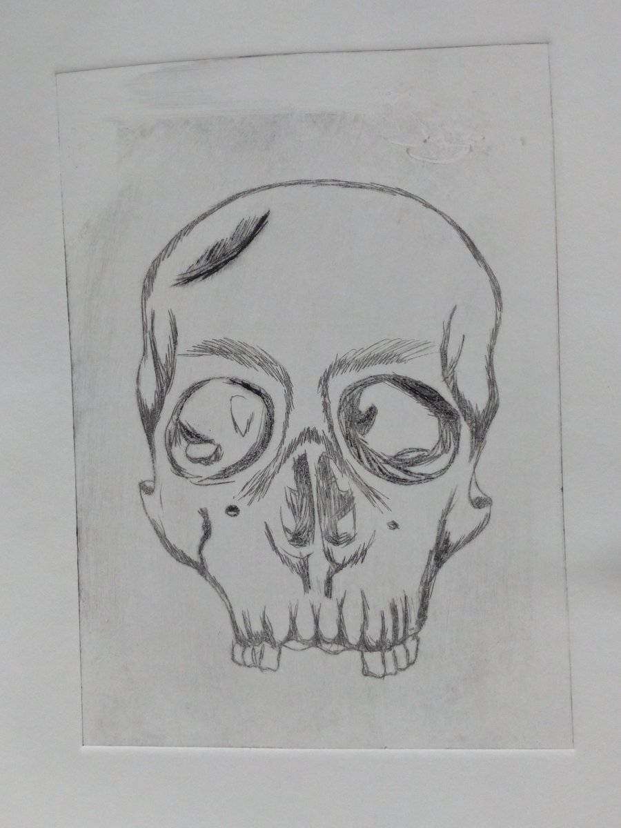 workshopmakes's tweet image. Had the pleasure of teaching #drypoint #printmaking to VERY talented Malone College students today. They were inspired by the #Leonardo500 exhibition &amp;amp; their prints blew my socks off! Thumbs up to #creative #education!  Thanks for having us @UlsterMuseum