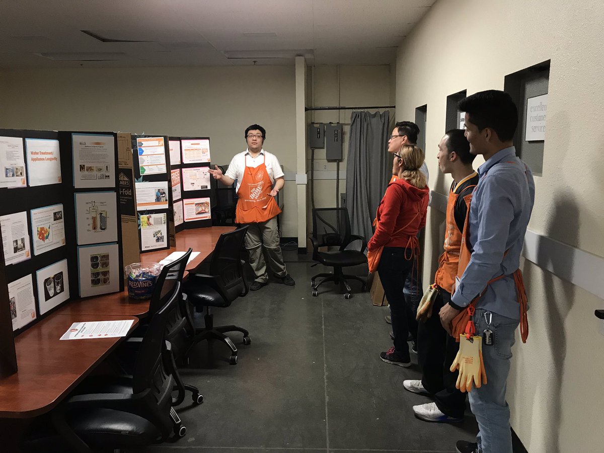 Lalovieyra6636's tweet photo. Specialty Tuesday with Specialty DS Bryant kicking off #SAW #ServicesAwarenessWeek #PacNorthSAW #FremontsFinest https://t.co/FncuEwTSYv