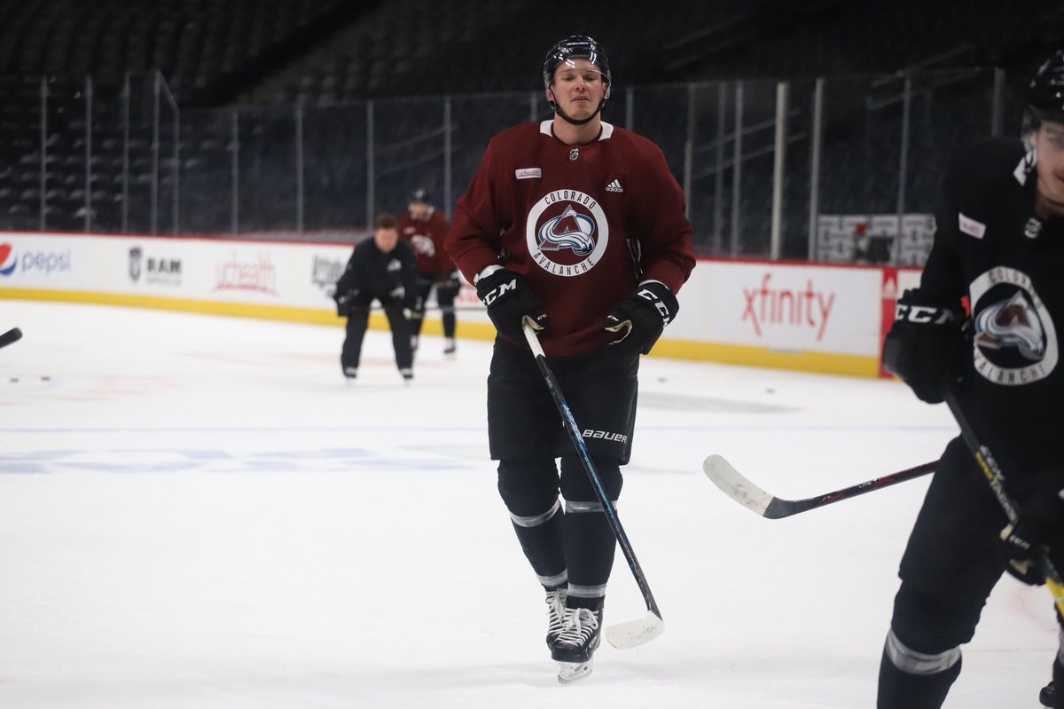 Avalanche's tweet photo. Kamenev in burgundy 👀

#GoAvsGo https://t.co/EodqJZlnj4