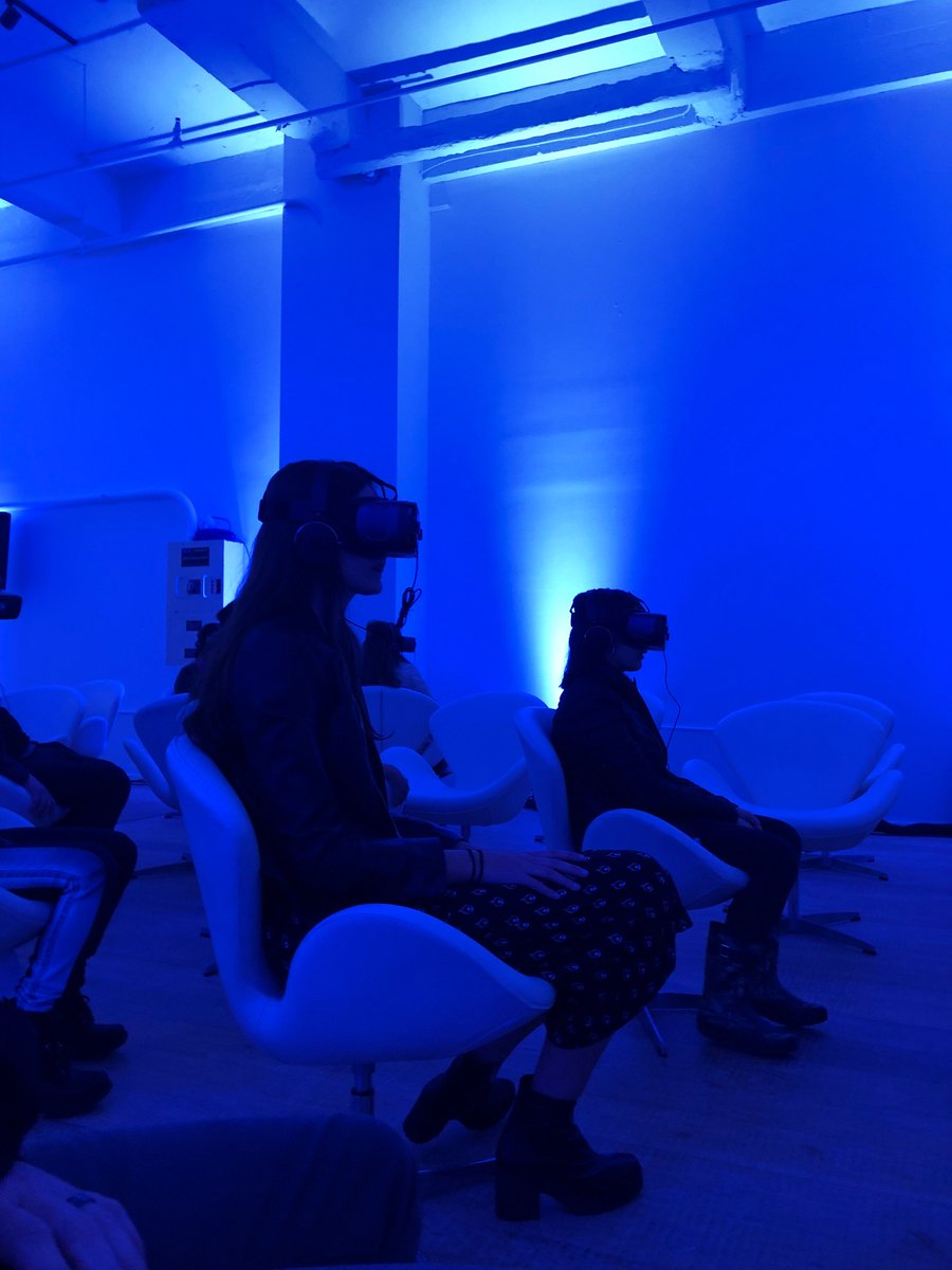 Girl Icon VR tweet media