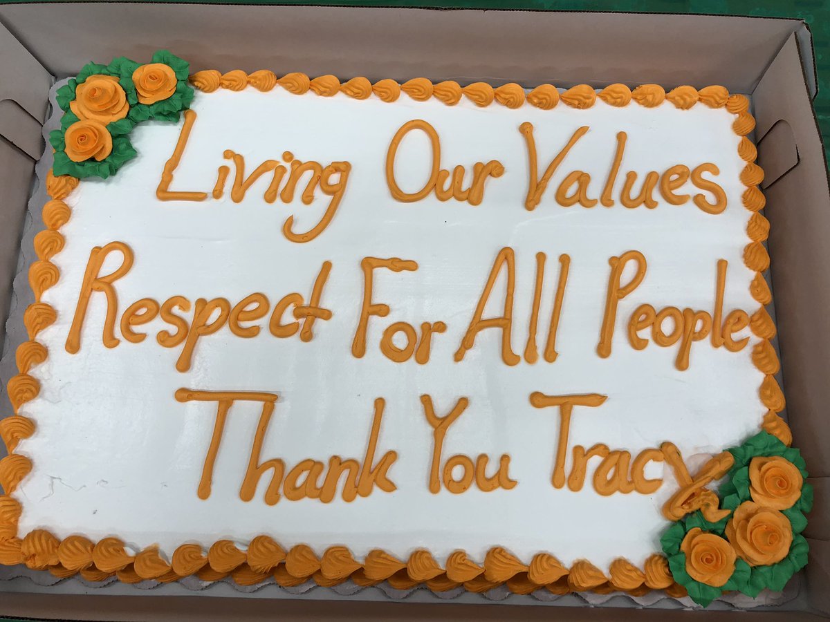 nyyroro's tweet image. Meet Tracy-OASM from Bloomsburg, PA! She makes our associates &amp;amp; our community feel like they are a part of something bigger! #LeadsByExample #NJM #RVPValueAward #RespectForAllPeople @julia_j_stokes @Orangelife_99 @lauren_s_angelo @coachmotivator @keeley_chet @smithcd77 @fcorchad