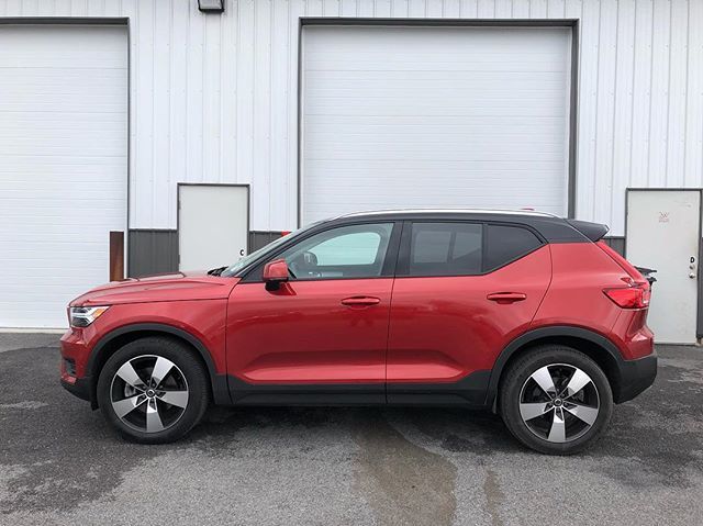 ExecutiveWraps's tweet image. Volvo XC40 looking beautiful with a gloss black top 😎 ----------------------------------------------------- @roceuro @wnyexotics @wrapchannel @paintisdead @wrapinstitute @metrorestyling
 @thewrappromoter @executivewrap -------------------------------… bit.ly/2V2ERdQ