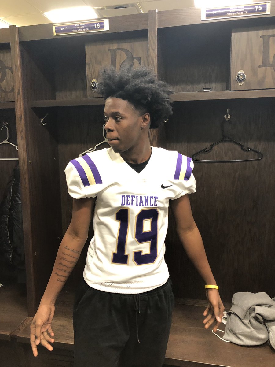 BrianRobins2's tweet photo. Please respect my decision🐝💜🐝💜 #PurpleRe19n #SwarmAndShoot @Mr_Consistent_2 https://t.co/uqR9qPMSsY