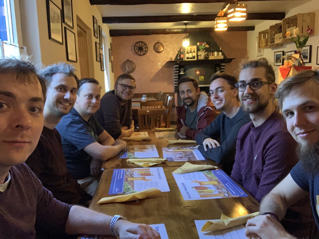 Post-conference mountain dinner by Monte Bré. 🥘#appbuilders19 (with <a href="/LCLHRST/">Götz Fabian</a>, <a href="/hdrxs/">Friedrich Ruynat</a>, <a href="/mangerlahn/">Max Langer</a>, <a href="/krebbl/">Marcus K.</a>, @_leotho, “Florian”, <a href="/klemensstrasser/">Klemens 🦆 Art of Fauna</a>)
