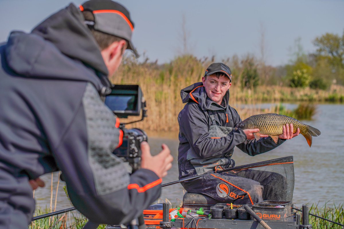 TackleGuru's tweet photo. Our Match Academy 2017 WINNER @NathanM04191305 putting the 10ft Aventus into action at @partridgelakes last month! 🎣👊🏼💥#aventus #fishing #rod #fishingrod #feederfishing #matchfishing #feeder #coarsefishing #gurufishing #gururod #carbon #zero90 https://t.co/veM0qknPVn