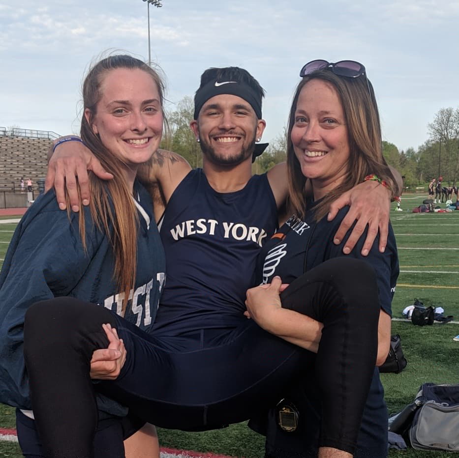 RGross78's tweet photo. Senior year, the whole way back to freshman year. Not much has changed. This special, unbreakable bond has been one of the highlights of the last 4 years. Best of luck to Shane and Claudia. I love you both. ❤️🏃‍♀️🏅 @_claudiaemma_ @ShaneKauffman08 https://t.co/PxLP44Ydas
