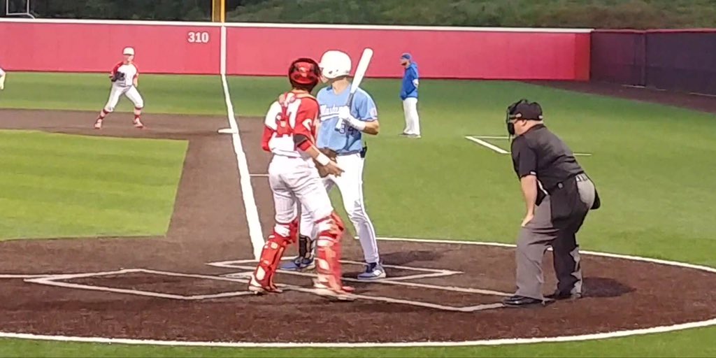 rankin203's tweet photo. Shoutout to all the real ones who stuck w me through it all. Its been a blessing to be able to play this game, and I appreciate everyone who has been there to watch/push me through the years. Bout to make a movie next year🤫 #NDbound https://t.co/KF4SLR9fy2