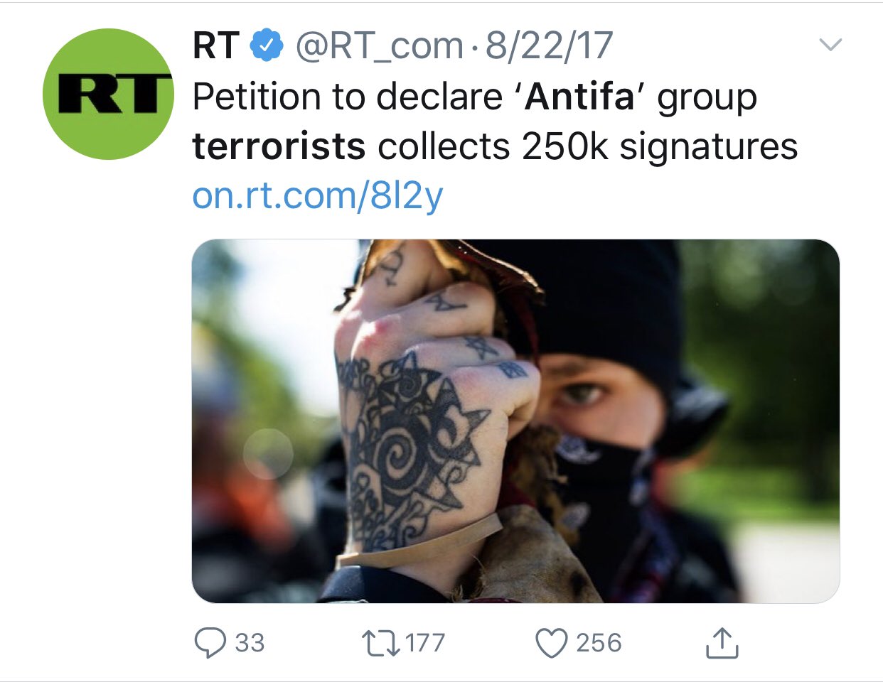 D5b3jC_WAAMAk8w?format=jpg&name=large