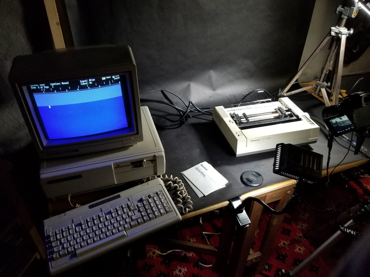 humanclock's tweet image. Wow, my Tandy 1000 SX from 1988 still boots. Even still have my modified DOS disk where I thought I was so smart changing the name of the dos version. Typed a lot of papers on Spinnaker's 8 in 1 desktop software. #vintagecomputers #tandy1000