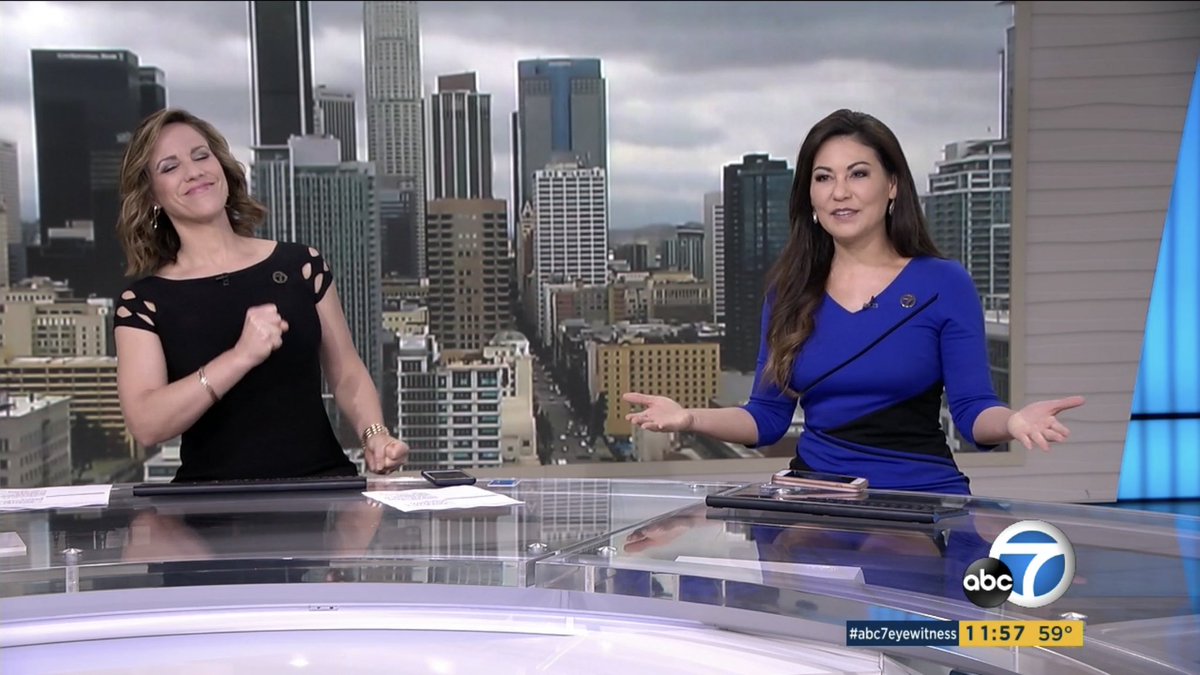 kimievansmedia's tweet image. Who, us?  Talk with our hands? No, never. We definitely don’t do that. #fakenews #handsignals 🖐🏼🤙🏼🖖🏼👌🏼✌🏼🙌🏼👍🏼 @ABC7  @ABC7Brandi