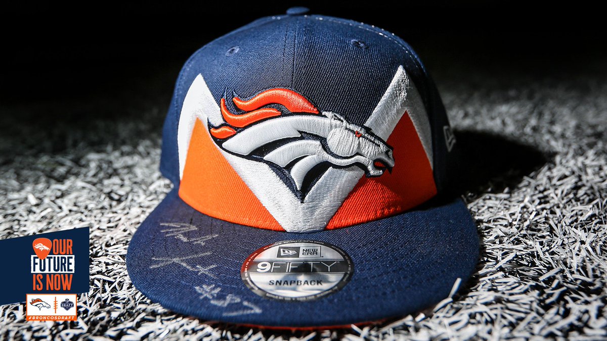Broncos's tweet image. 🚨 Giveaway 🚨 

RT &amp;amp; follow for a chance to win a signed @NewEraCap #BroncosDraft 🧢 from @nrfant!