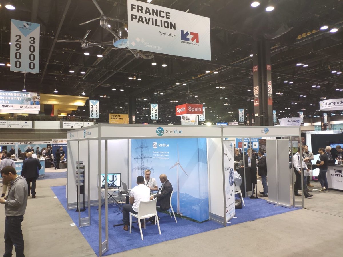 FAIMidwest's tweet photo. ๐ซ๐ท is well represented at 2019 @AUVSIshow! With the support of @businessfrance, 8 French #Drone Companies are presenting their cutting-edge technology in #Chicago! @AERACCESS @AerospaceValley @AzurDrones #eyocopter @ElistairTC #MC2technologies #Simpulse @sterblue #MidwestRising https://t.co/SE3oBsabAH