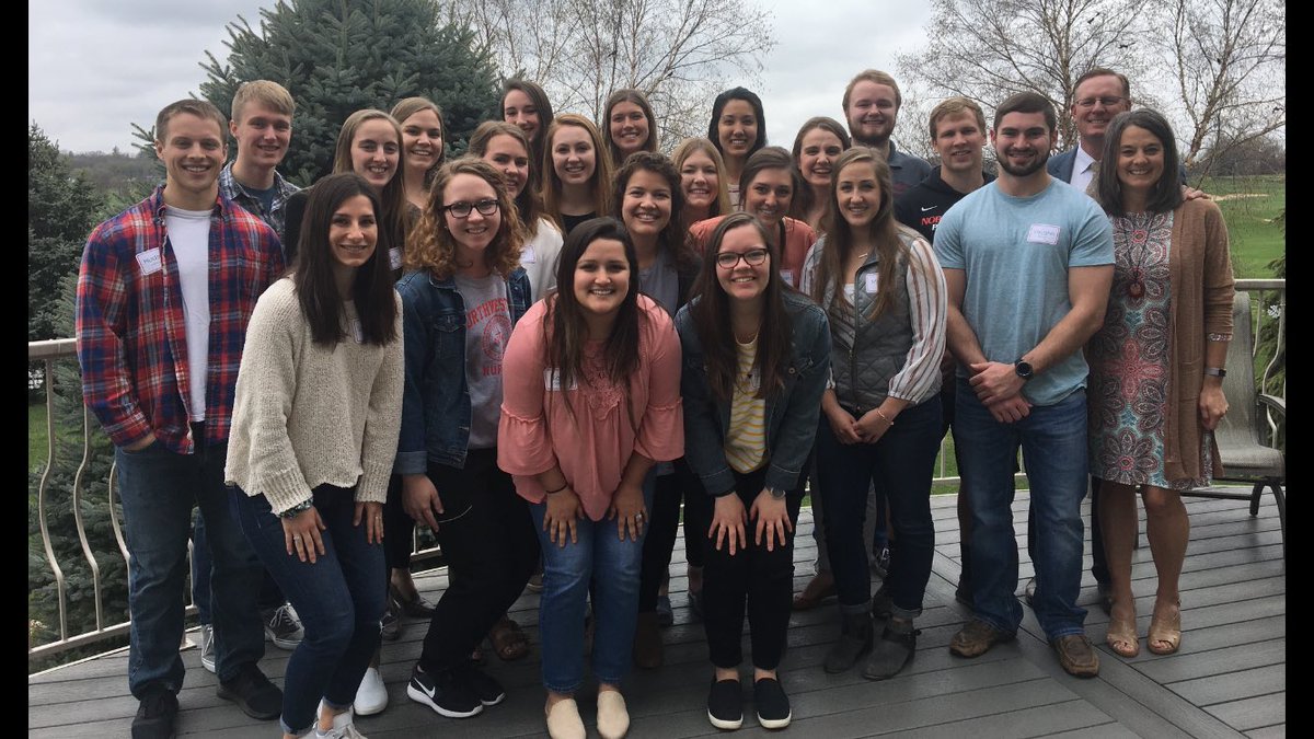 NWC_PGC's tweet photo. @definingword & I hosted 24 @nwciowa grads of the Class of 2019. They have been accepted to the best graduate & medical schools in the country! Others already have good jobs! Excited to see God use them to shine His light! 🙏#RaiderNationWorks #BlessedAndGrateful https://t.co/u8ljrzj8Tn