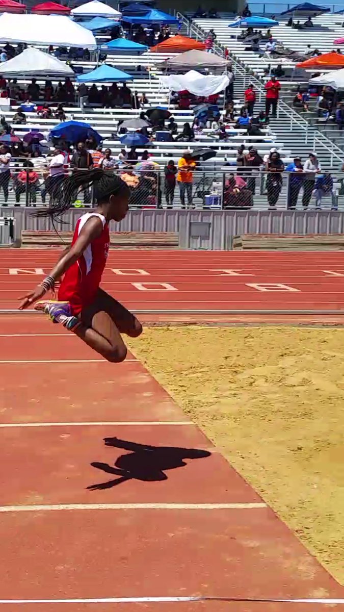 cardell25's tweet photo. Congratulations Sydney of Track Dynamite on your 1st place win in the 10u Girls Long jump at the NTC track meet. #trackDynamite #flightteam #10u #hardworkpaysoff https://t.co/brQwXhFLKj