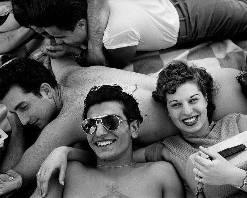 Raindance's tweet photo. Upgraded to Curzon Bloomsbury’s iconic Renoir screen after already selling out the @BerthaDocHouse - don’t miss LAST STOP CONEY ISLAND, a brilliant study of Harold Feinstein’s stunning, adoring photography of the Big Apple and its people: https://t.co/yUN5NzKgDA https://t.co/pjRnf7MzGZ