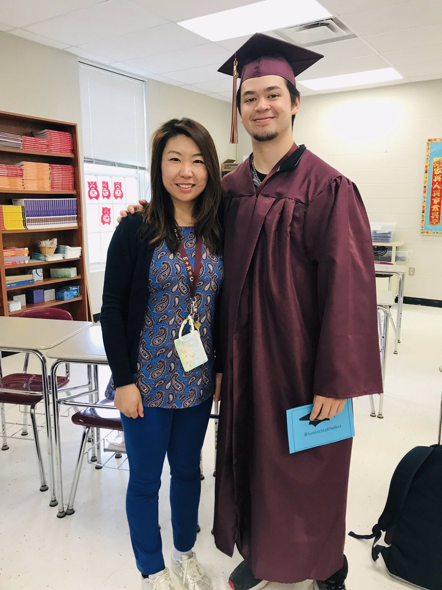mrs_omen's tweet photo. I will be incredibly honored to hand the diplomas to these stars.@LkIV35 @graylon_sestak https://t.co/G5bV2fc9Is