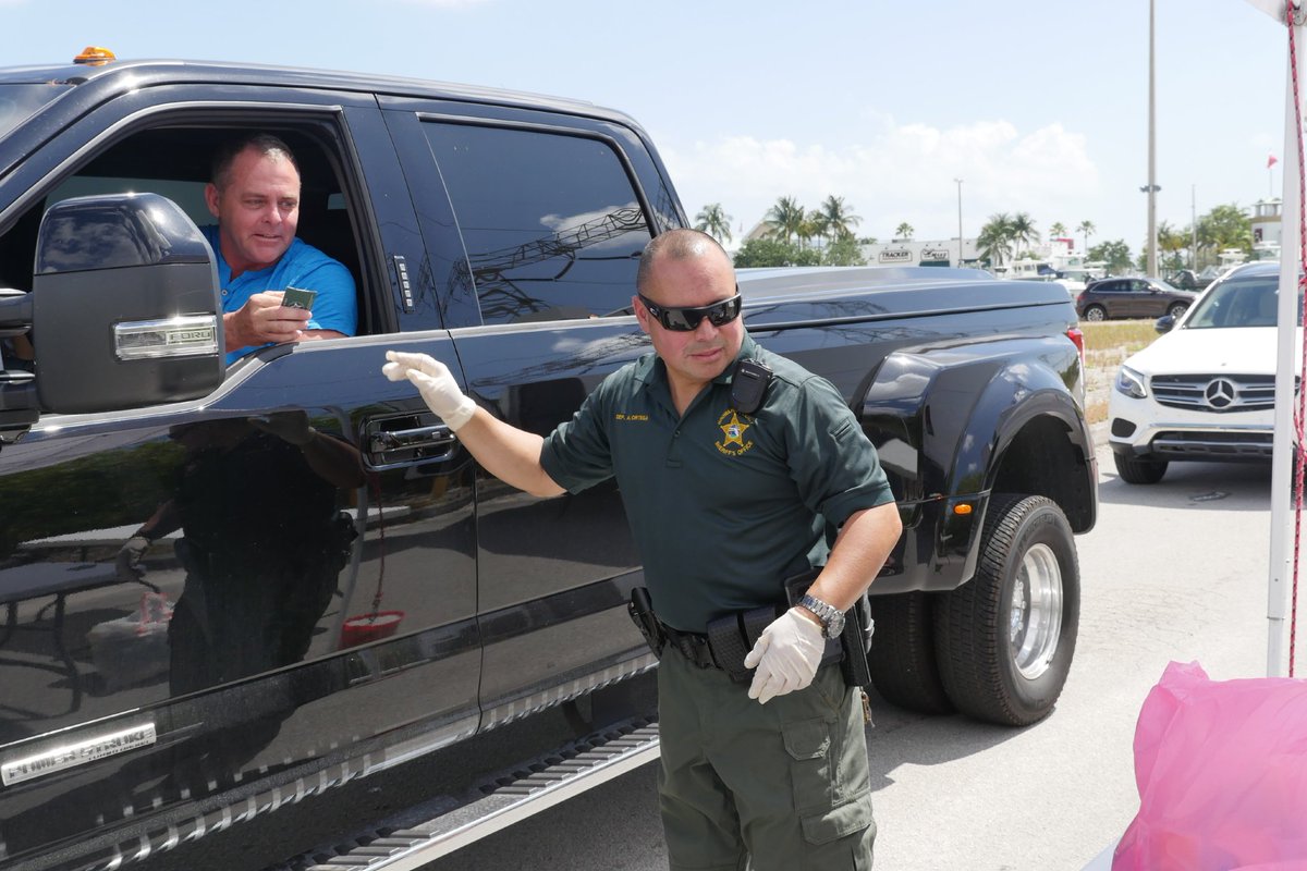 Broward Sheriff tweet media