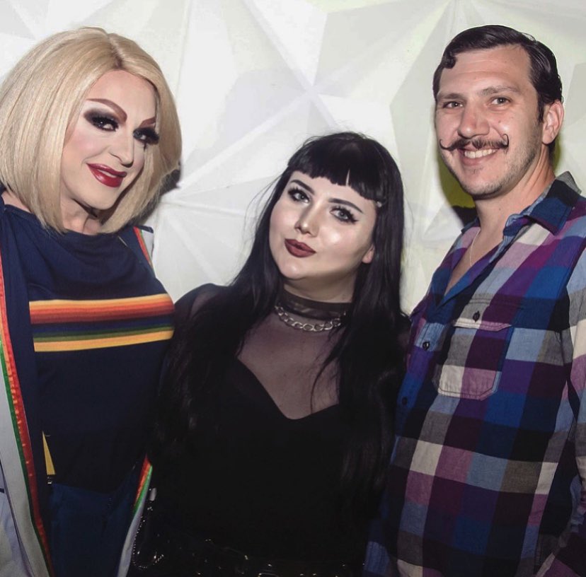 kelsmatica's tweet photo. Listen up! Tour managing the #outoftheboxx UK tour has been the MOST fun Iβve had in so long! All of the love for this pair π€ https://t.co/1JHw3nXHjc