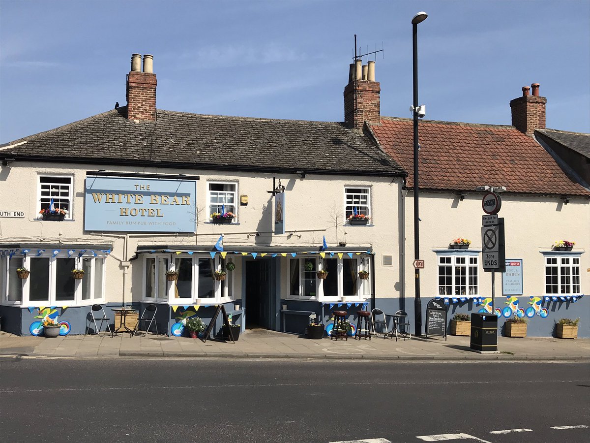 KayleighCatford's tweet image. We’re a day closer to #Bedale3May so here’s a few more pics of the town in all its blue and yellow glory ... #TDY #communityspirit