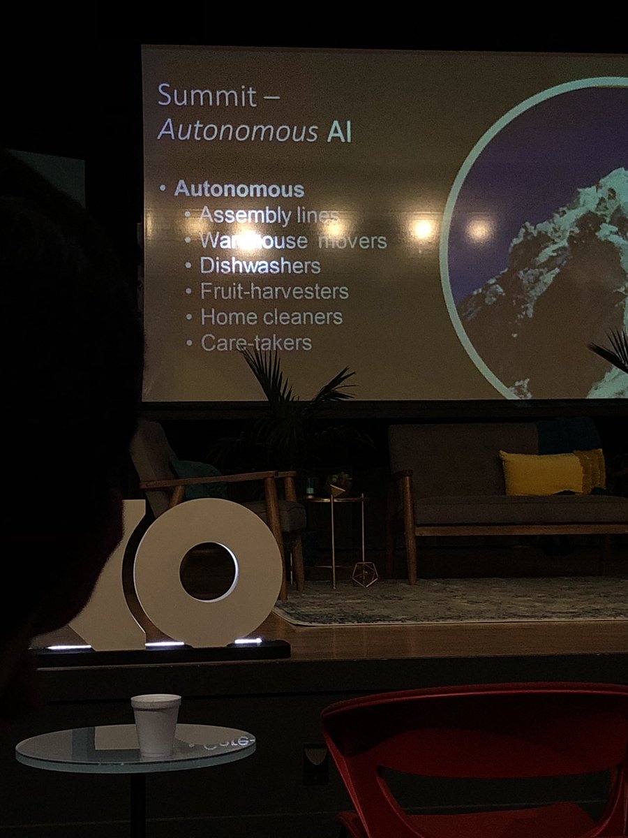 dreamyscientist's tweet photo. #innoconf #inno2019 @innoconfus @MercuryDataSci #innovations @shailutips What does is the AI summit look like? A world where we have automation that is human-centered, empathy-driven, and solution-oriented. Yes please, for 100% automatic dishwashers https://t.co/yUcZHgwL8h