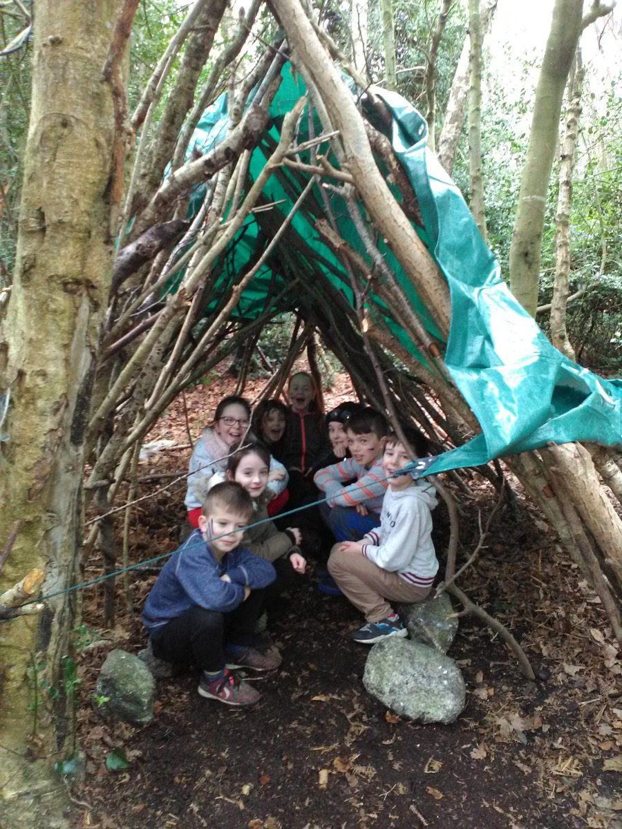 OWLS_Ireland's tweet photo. Try some Family Shelter Building this Monday, May 6th at 12 in Turvey Park, Donabate as part of the #nationalcommunityweekend. See what kind of fortress you can create! Email Mouse at info@owls.ie to book! #thebighello https://t.co/px7DoinEkU