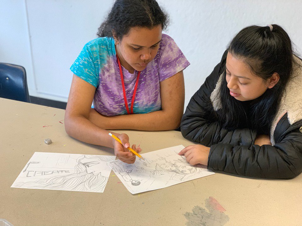 PeekskillCSD's tweet photo. PHS #art students have begun working w/ @hvmoca visiting artist Alice Mizrachi, an art educator &amp; muralist. Mizrachi &amp; students will be painting a large mural outside the HS. Today, students spent their time working on ideas and final sketches. #Peekskilltogether #Peekskillpride https://t.co/agCH81lwTl