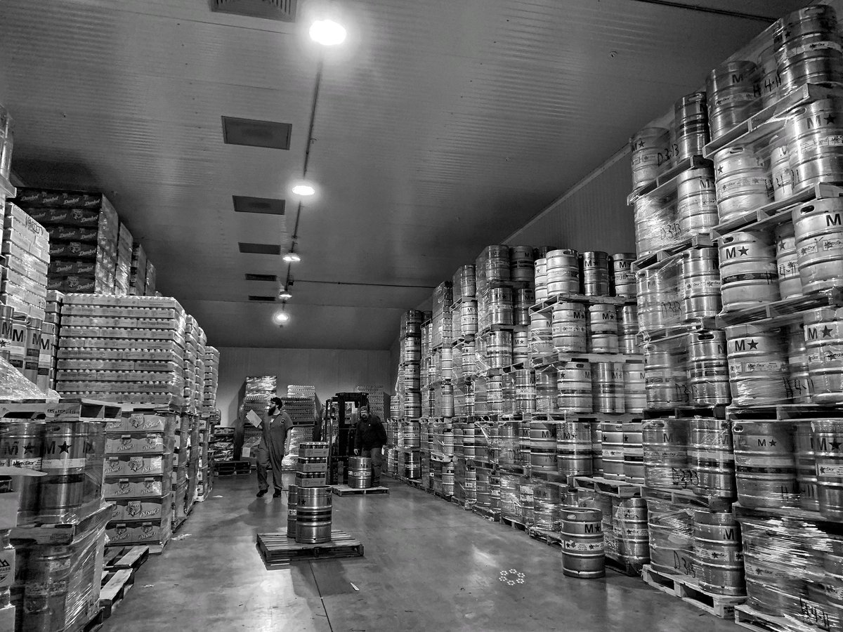 vonTrappBrewing's tweet photo. ... and it looks even better in person. ๐ณ๐ป#holybeer #kegs #logs #6packs #24packs #beercases #beercooler #beerfridge #vermontlagers #drinklocal #drinklager #drinkresponsibly #thatsalotofbeer #alittleofaustriaalotofvermont https://t.co/CkDXrQdQeH