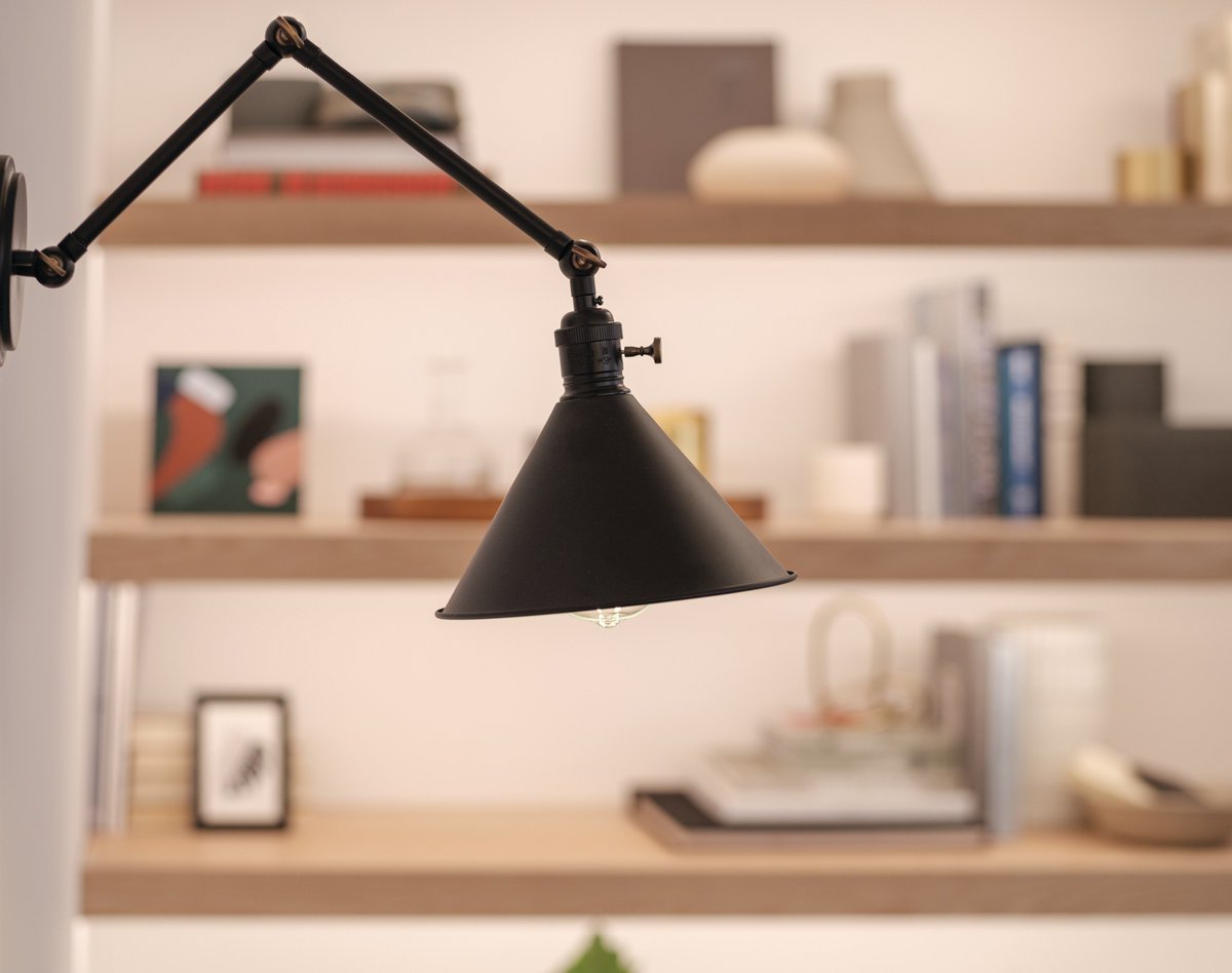 KichlerLight's tweet photo. A bit of #schoolhouse charm anywhere you like: the Ellerbeck sconce features an articulating arm, so you can position it high, low or somewhere in-between for a look that’s as stylish as it is flexible. 
💡: Ellerbeck https://t.co/0sIpq4blu9