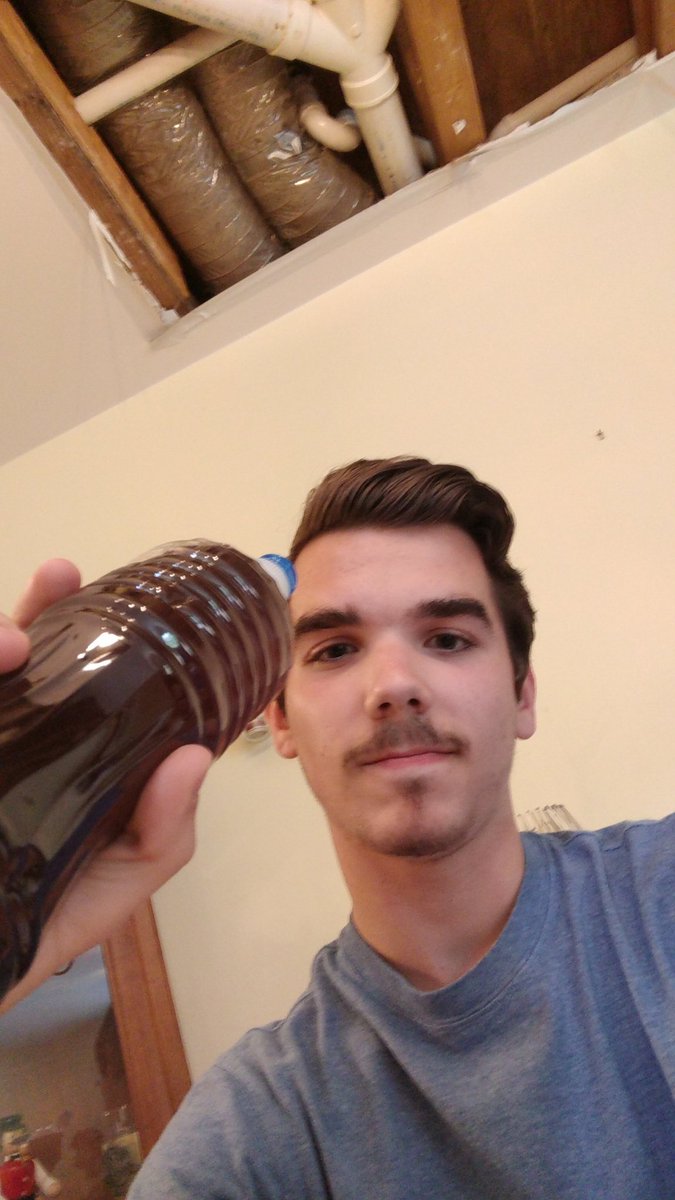 YankeesJacket's tweet photo. Squirt 'N Swallow has a new toy @HCWaterWars2k19 https://t.co/xJIfhR8BX7