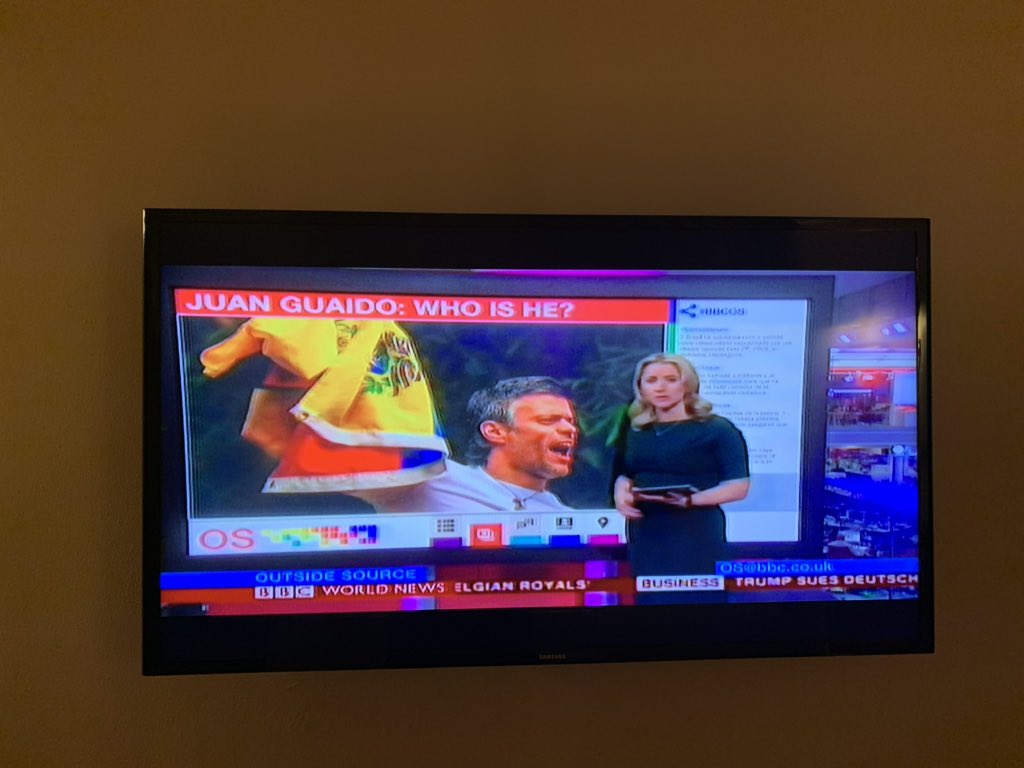MelanioBar's tweet photo. Mientras los medios tradicionales de Venezuela se hacen los sordos, ciegos y mudos gracias a la censura/complicidad de la dictadura, el mundo entero cubre lo que pasa en el pais. Debería darles vergüenza. https://t.co/VkCibP09kn