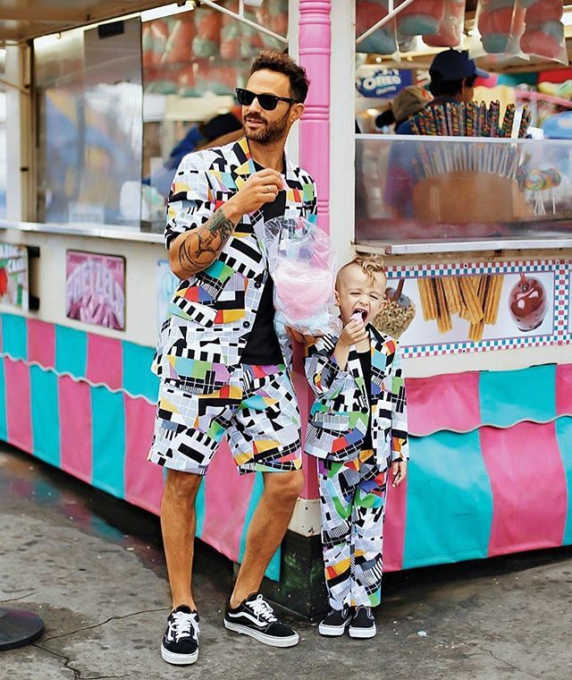 OppoSuits's tweet photo. Proven fact: cotton candy is 2 times sweeter when shared with a friend ππ πΈ @bluecollarprep
#matchingsuits #twinning #minime https://t.co/056GEBAaQJ https://t.co/AOiA3sRkJY