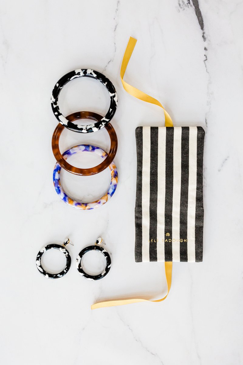 shopjackie's tweet photo. Shop new spring accessories with Lele Sadoughi at Jackie! Try this seasons most popular styles. 🌿 https://t.co/34d8FTkZNL