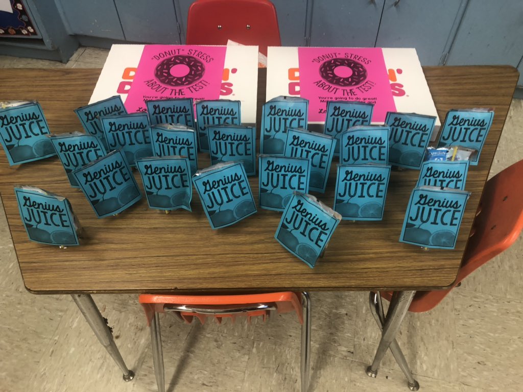hernandezjh123's tweet photo. @NorthHialeah “Donut” stress about the test! We are ready to rock the FSA!!! 🍩💪🏻✍️ https://t.co/TK7YPbOyzK