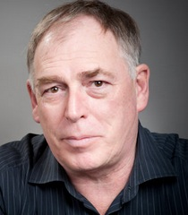 Kirbopher's tweet photo. ...if I'm not mistaken, THAT is Garry Chalk: Voice of Grounder from Adventures of Sonic the Hedgehog and Robotnik from Sonic Underground, in the trailer. That's actually awesome. https://t.co/4PIQDy7luc