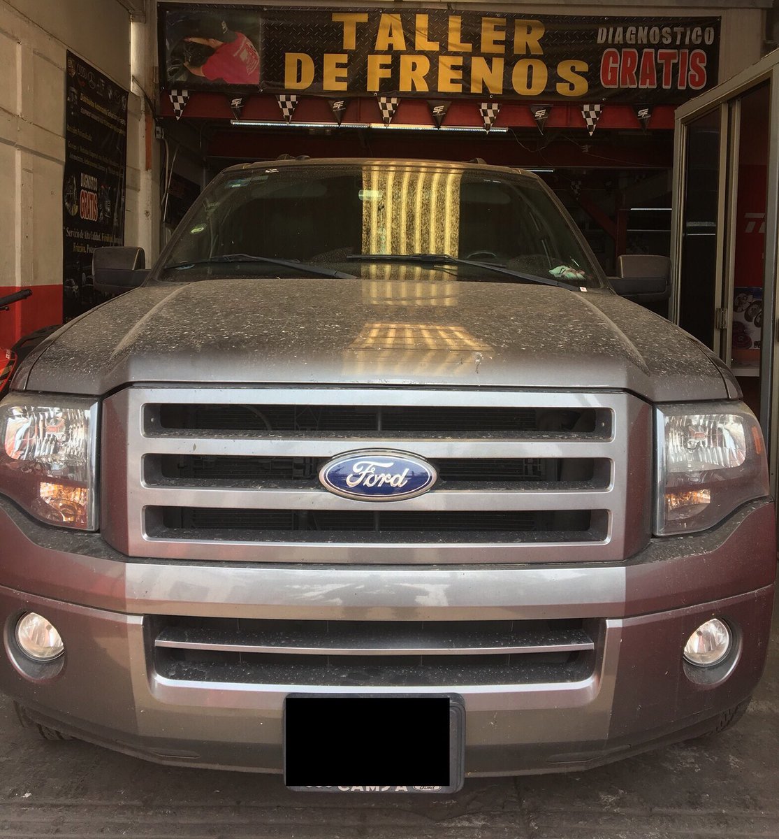 EnFrenos's tweet photo. Ya revisaste tus #frenos ?
Servicio Especializado, si sales de #viaje tu #seguridad es primero. Consulta a los Expertos @frenosperfectos @frenosedomex @frenosizcalli @frenoscdmx #fordexpedition #fordexplorerlimited #ford #suburban #gmc #gmctrucks #FelizMartes https://t.co/OyRYl4wrkO
