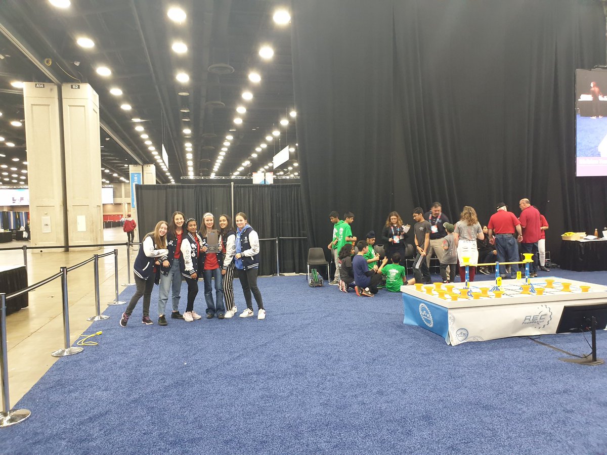 And...<a href="/hbsvexecutioner/">HBS Vexecutioners</a> win the prestigious STEM award! #proud @mrkellyhbs