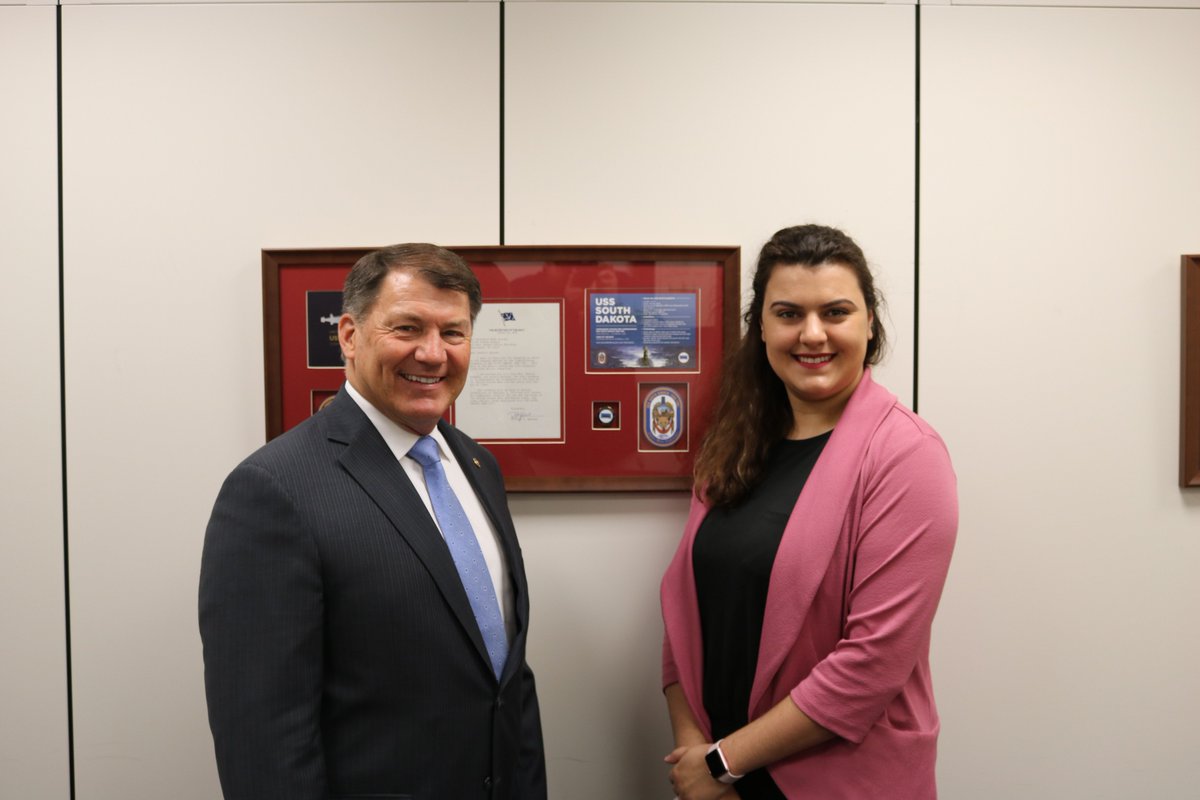 SenatorRounds's tweet photo. Hope is an undergraduate research student at @DakotaState. She is presenting on the origins of life on other planets on Capitol Hill later today. Good luck and congrats! https://t.co/otpqBqbryW
