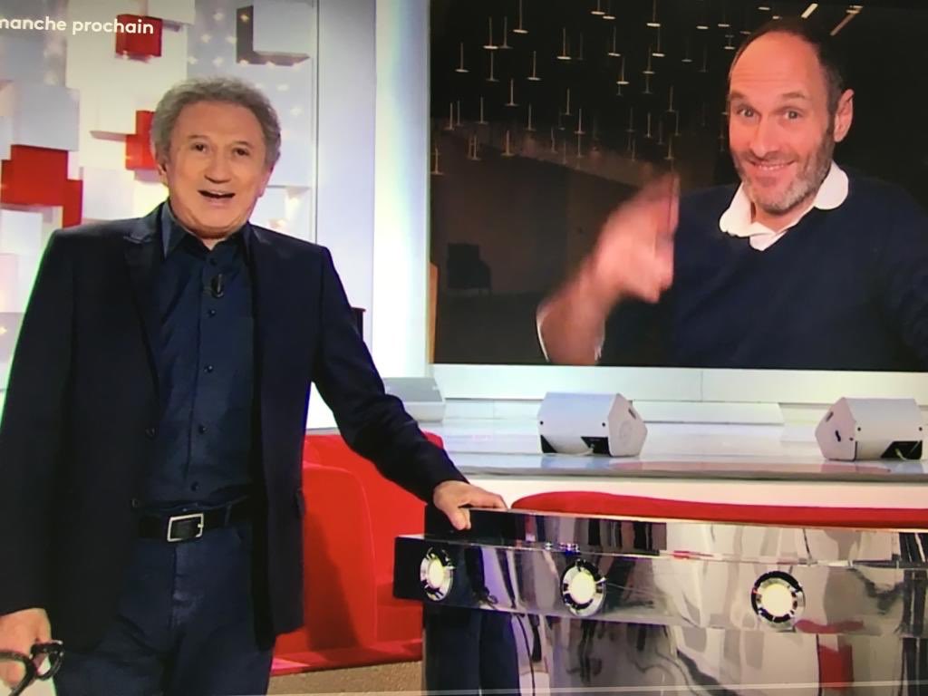 nicolasrafal's tweet photo. Être annoncé par Michel Drucker, c est grand.. https://t.co/gw9JNQlcIU