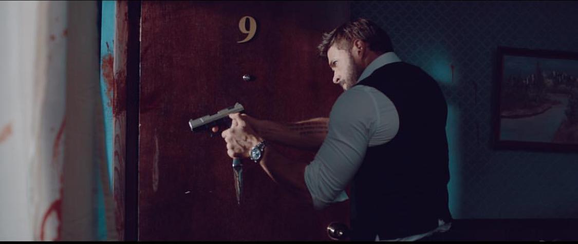 MoranCasting's tweet photo. Tocan el timbre, abres la puerta y ves a @willylevy29 así, deja un GIF con tu reacción. #KillingSarai #MoranCasting https://t.co/O6u179gjNE