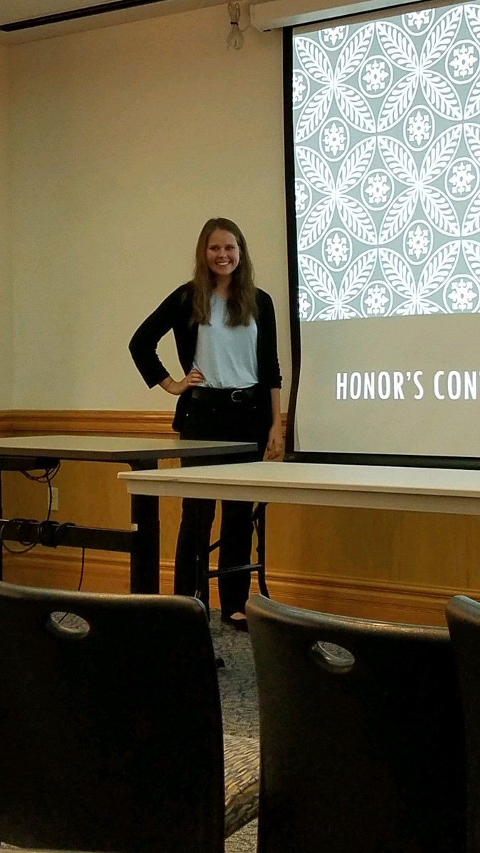 candijdowns's tweet photo. @jamielynnepytli  
@realsocialwork 
#TarletonSOCW 
#HonorsPresentationSville
Jamie Pytlik is an undergrad who has submitted research to CSWE &amp; is potentially her student group is seeking publication! https://t.co/zAs7MznMFr